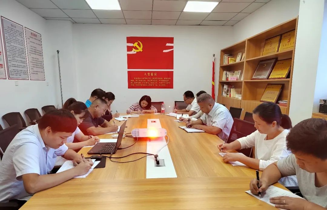 長(zhǎng)運(yùn)物業(yè):物業(yè)經(jīng)營(yíng)分公司開(kāi)展全國(guó)“安康杯”職工安全應(yīng)急技能知識(shí)競(jìng)賽答題活動(dòng)