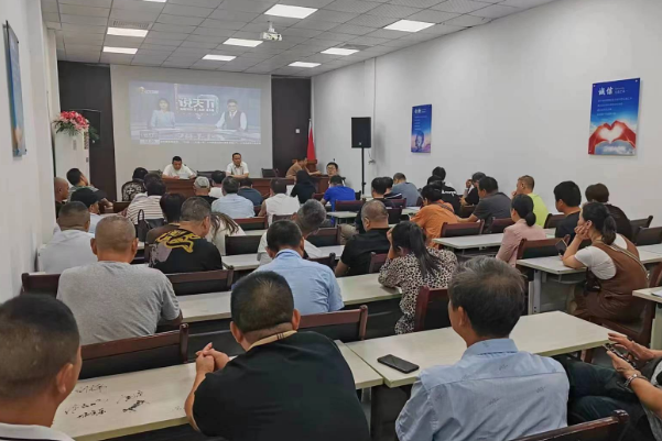 景德鎮(zhèn)長運:昌江公司召開8月份駕駛員安全、機務例會