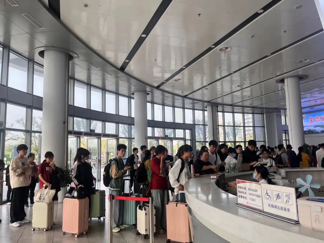 江西長運積極應對中秋、國慶客流高峰