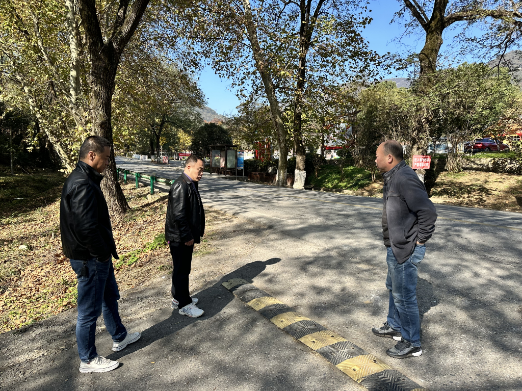 ?馬鞍山長客:含山長運對重點路段開展風(fēng)險再排查