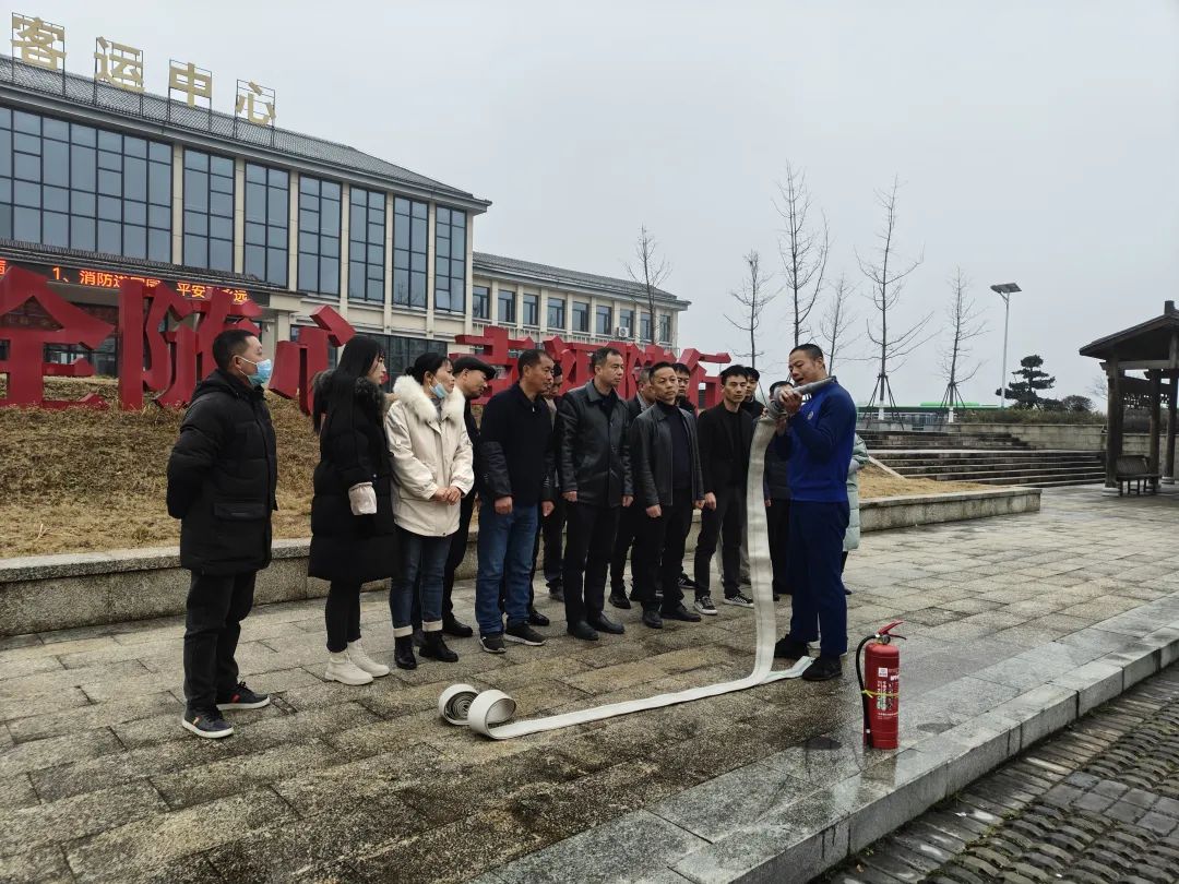 撫州長運(yùn):崇仁分公司開展消防知識(shí)及應(yīng)急演練培訓(xùn)