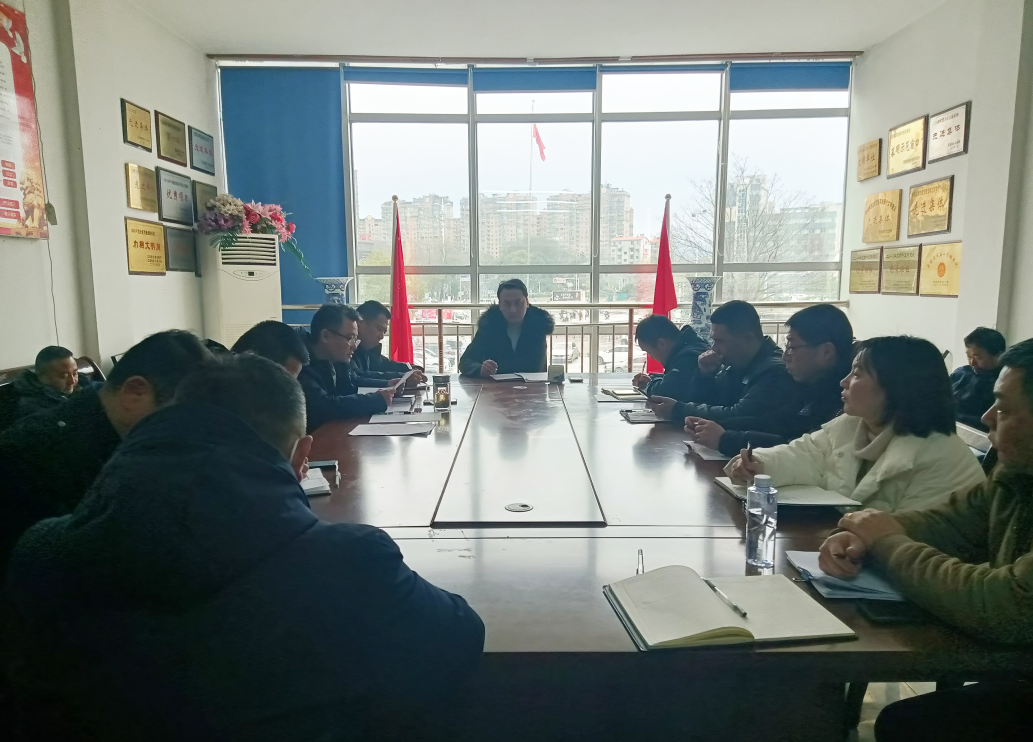 景德鎮(zhèn)長(zhǎng)運(yùn):召開2月份安全機(jī)務(wù)例會(huì)