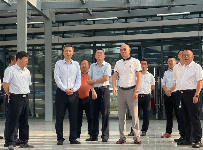 吉安公司:吉安市政府領導調(diào)研督導客運、公交西站運行工作
