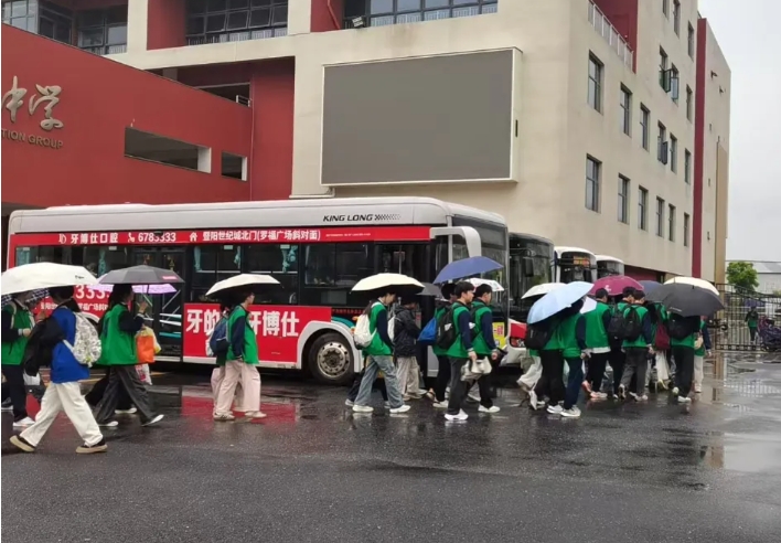 新余公交：“點對點”保障中考 4000余名考生安全赴考